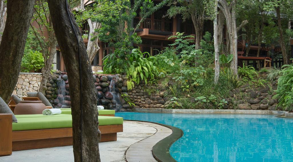 The Deer Park Hotel Giritale Exterior foto